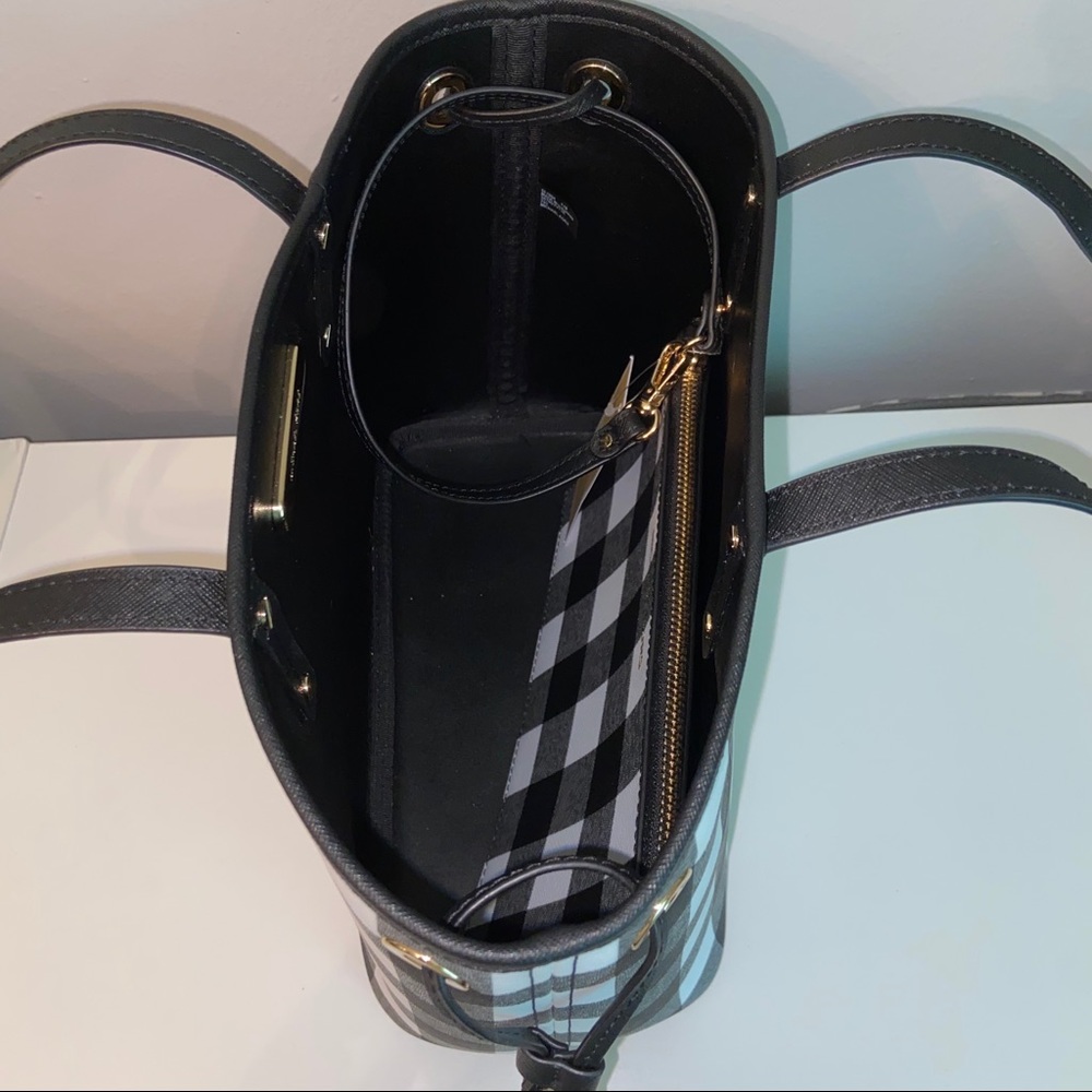 Michael Kors Bag - Picture 5 of 11